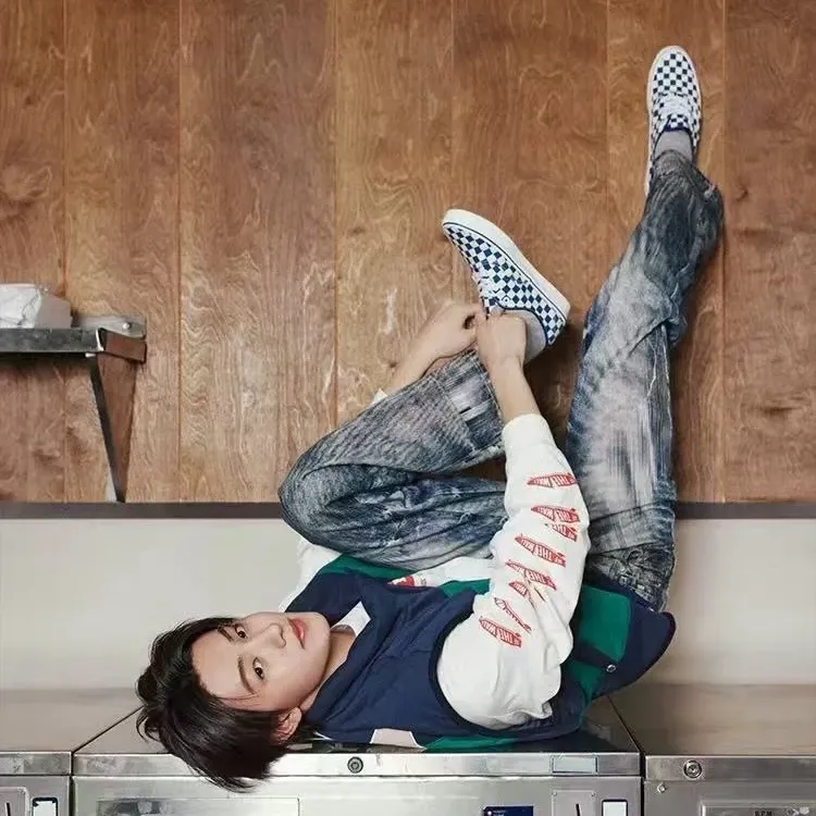 Recent activity shot of Seonghyeon (CORTIS)