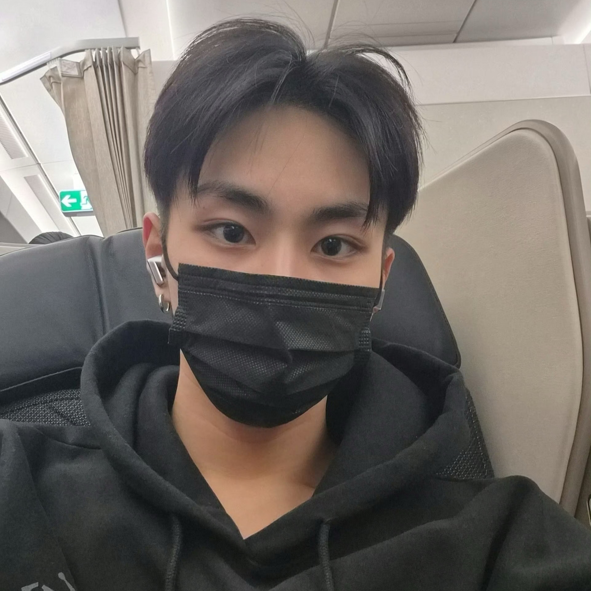 Latest photo of Jungwon (ENHYPEN)