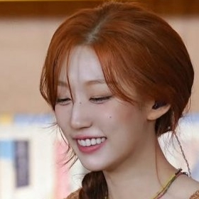 Recent activity shot of Jeong Yein (Lovelyz)