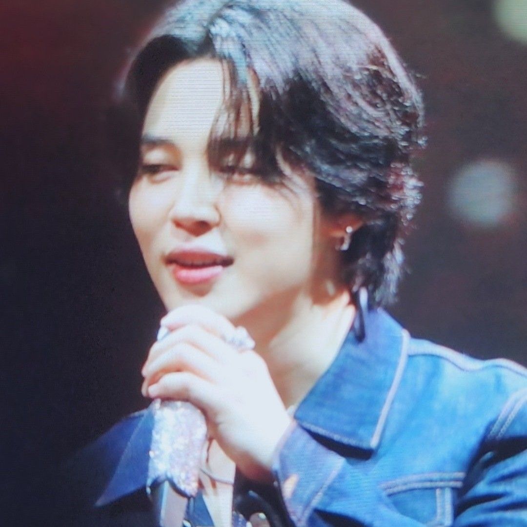 Momen yang diabadikan oleh penggemar Jimin (BTS)