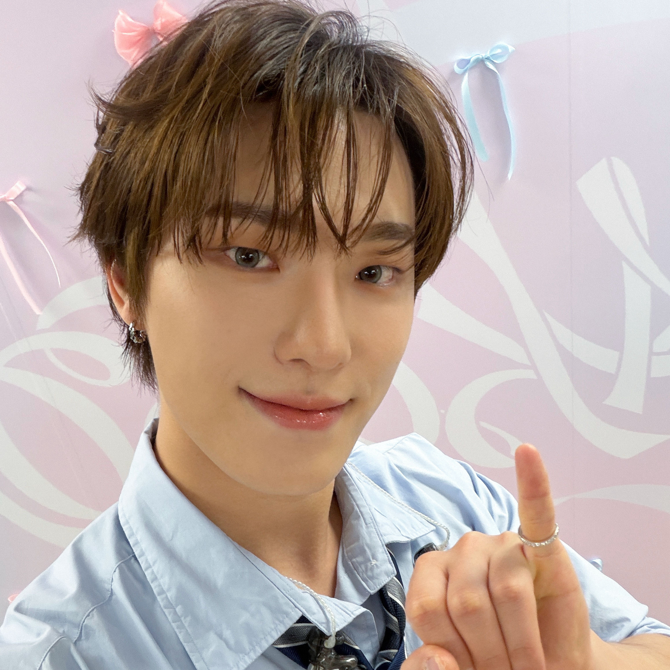Latest photo of Dino (SEVENTEEN)
