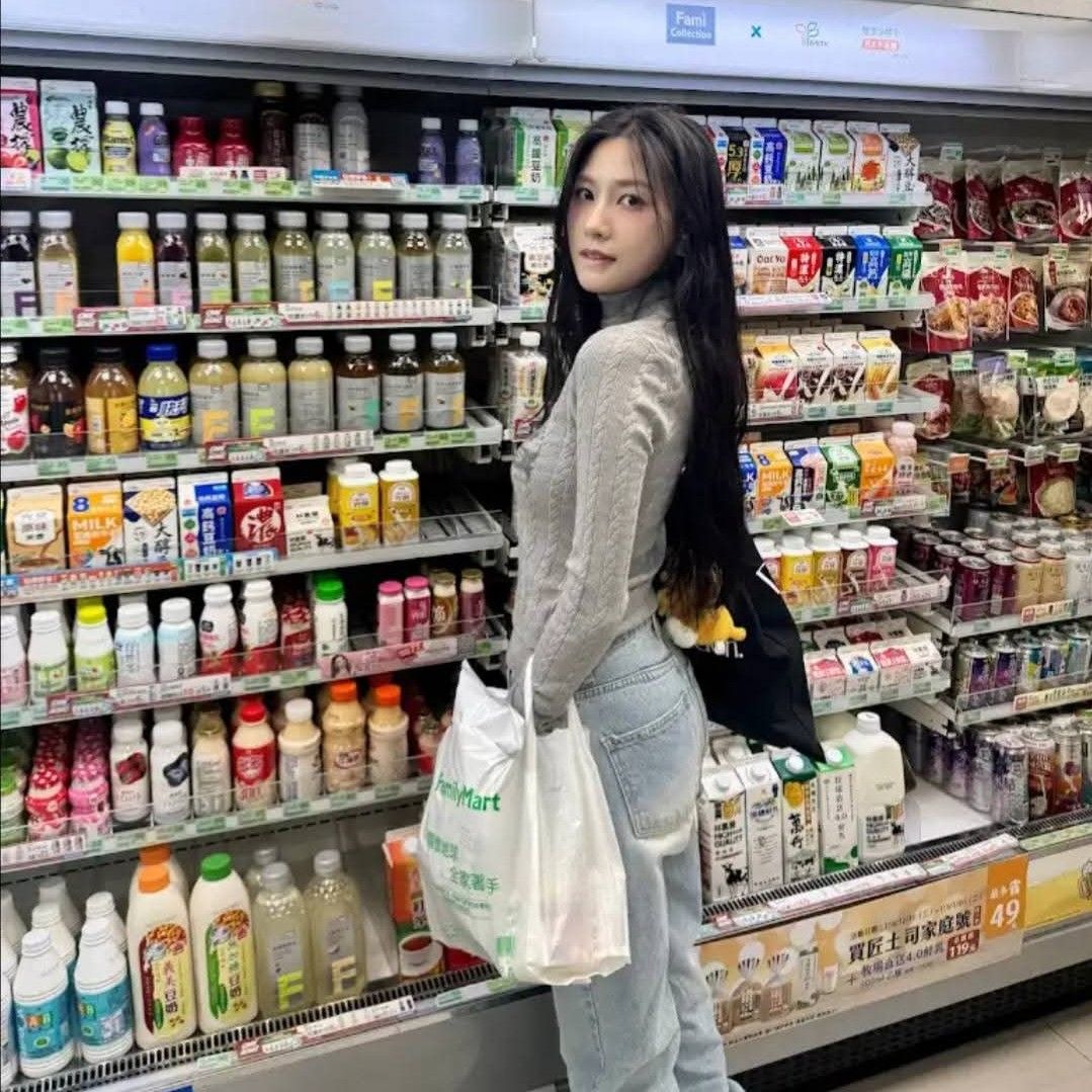 A moment captured by Oh Hayoung (Apink)'s fan