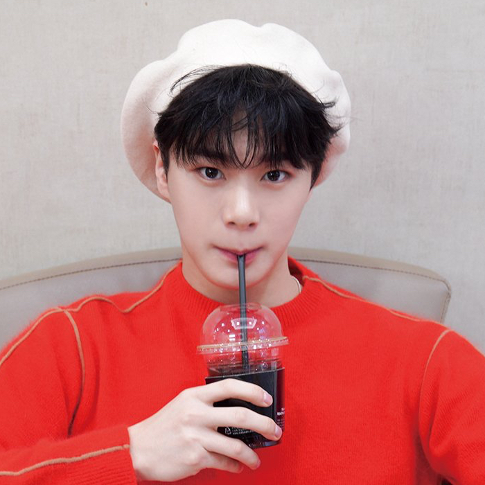 A moment captured by Moonbin (ASTRO)'s fan