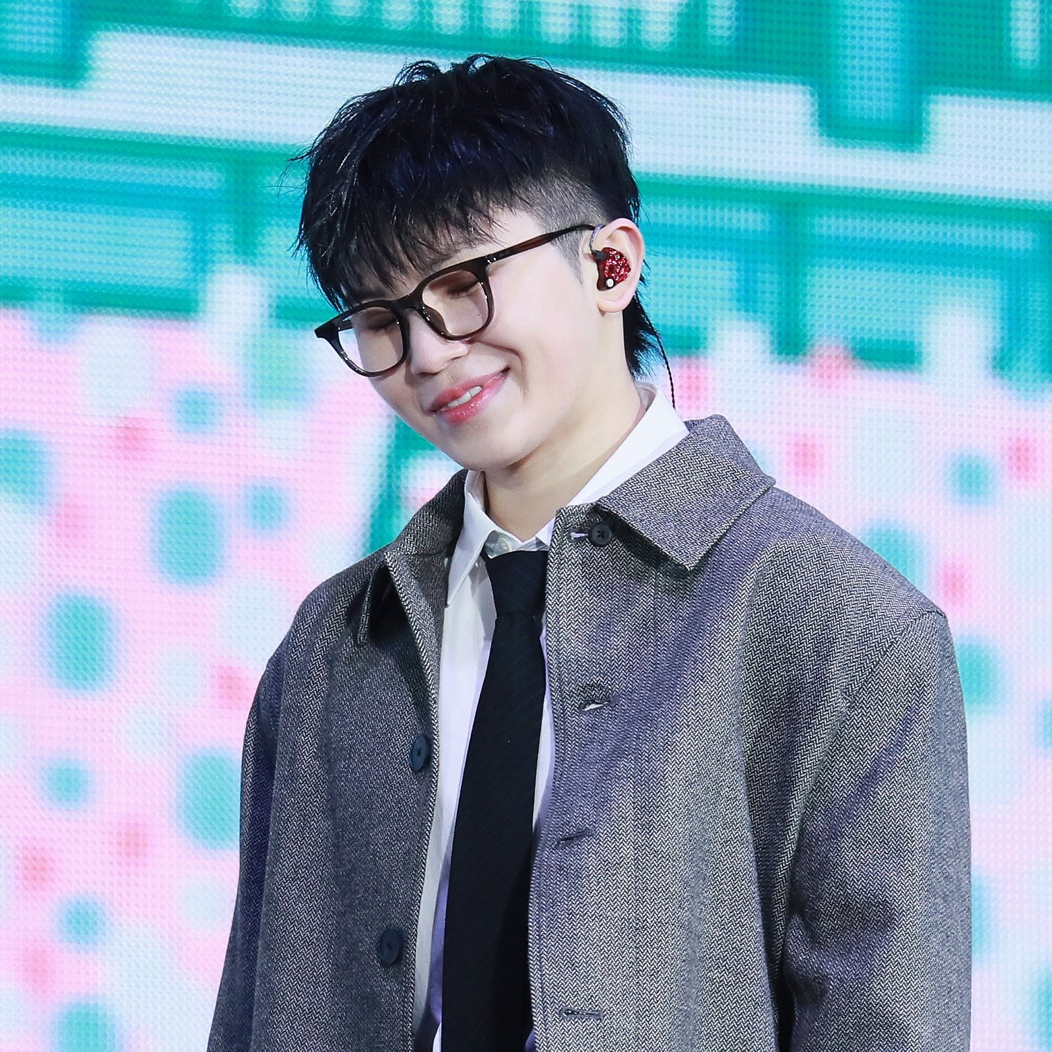 Recent activity shot of Woozi (SEVENTEEN)