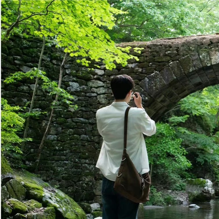 A moment captured by Sehun (EXO)'s fan