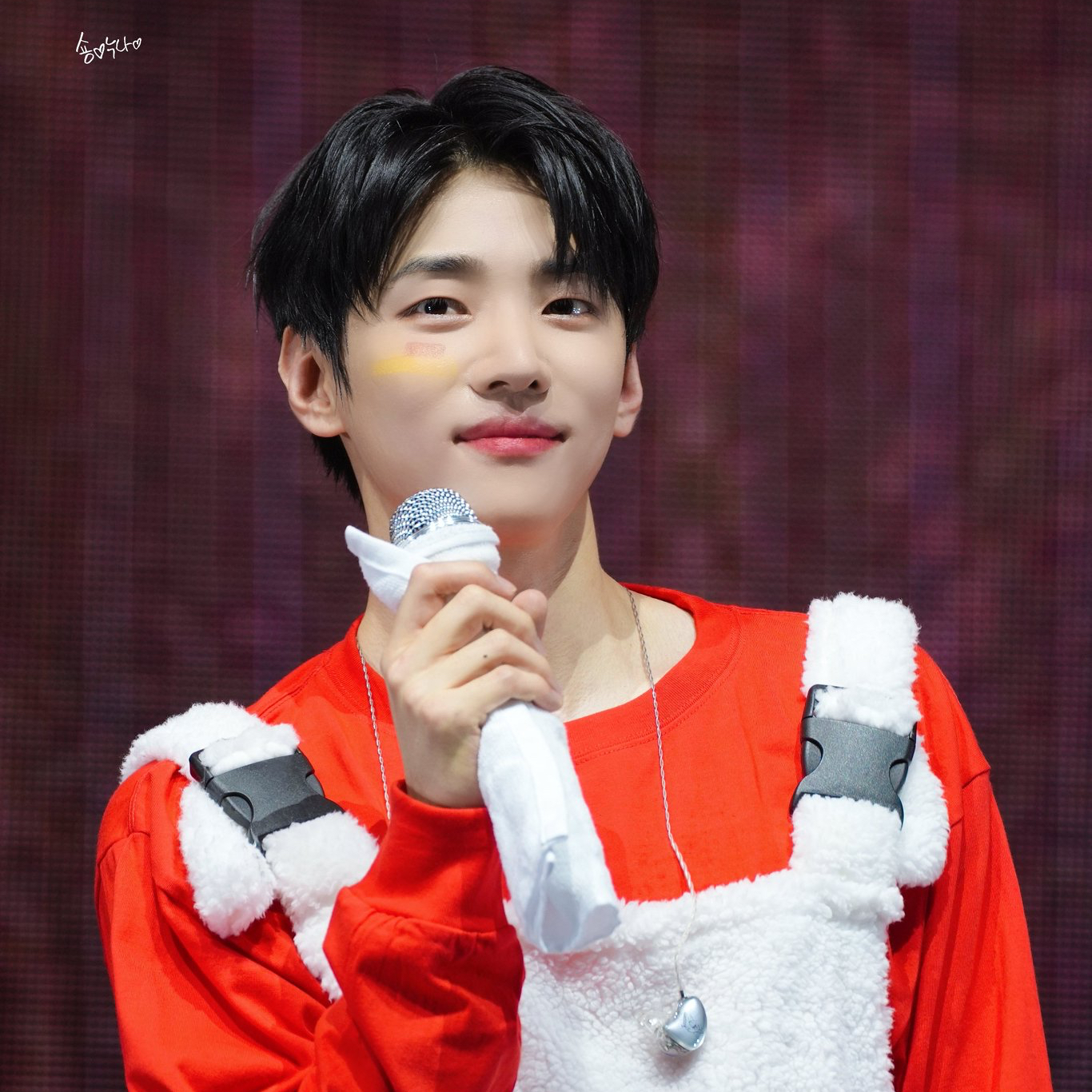 Recent activity shot of Jaechan (DKZ)