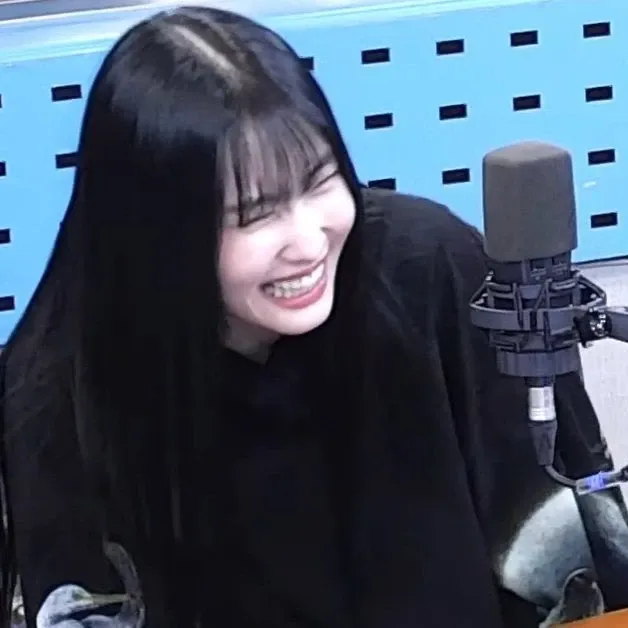 Foto terbaru Momo (TWICE)