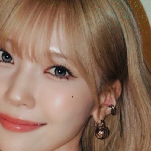 マユカ (NiziU)の舞台裏ショット