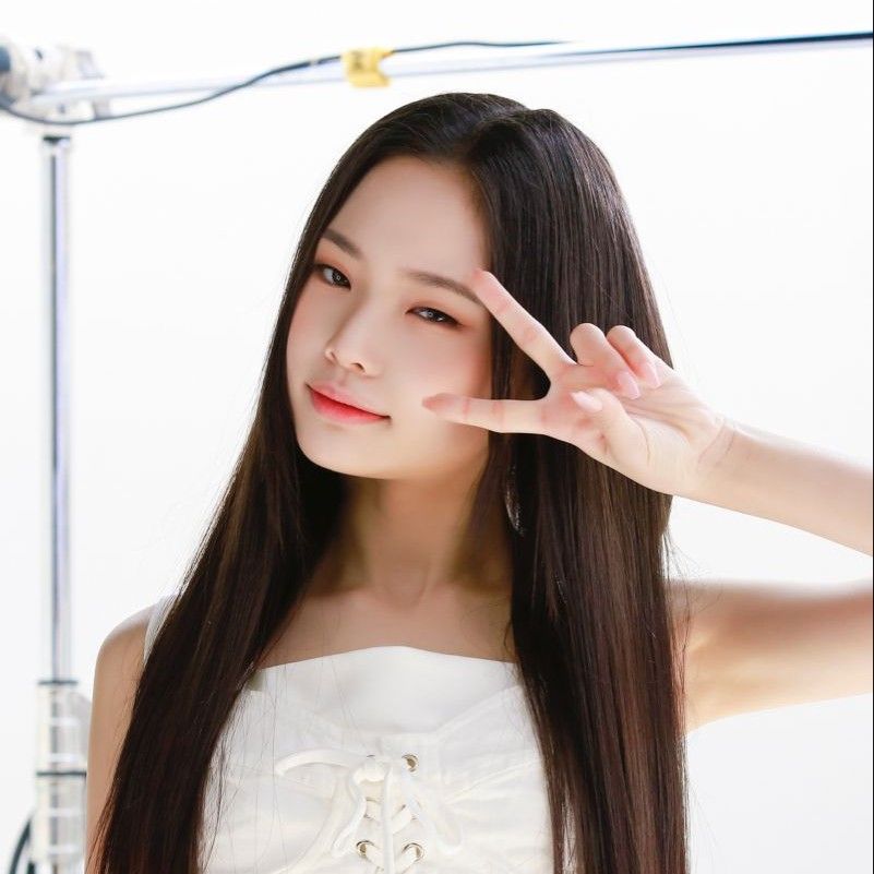 Latest photo of Park Boeun (CLASS:y)