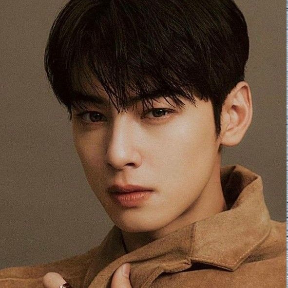 Recent activity shot of Eunwoo (ASTRO)