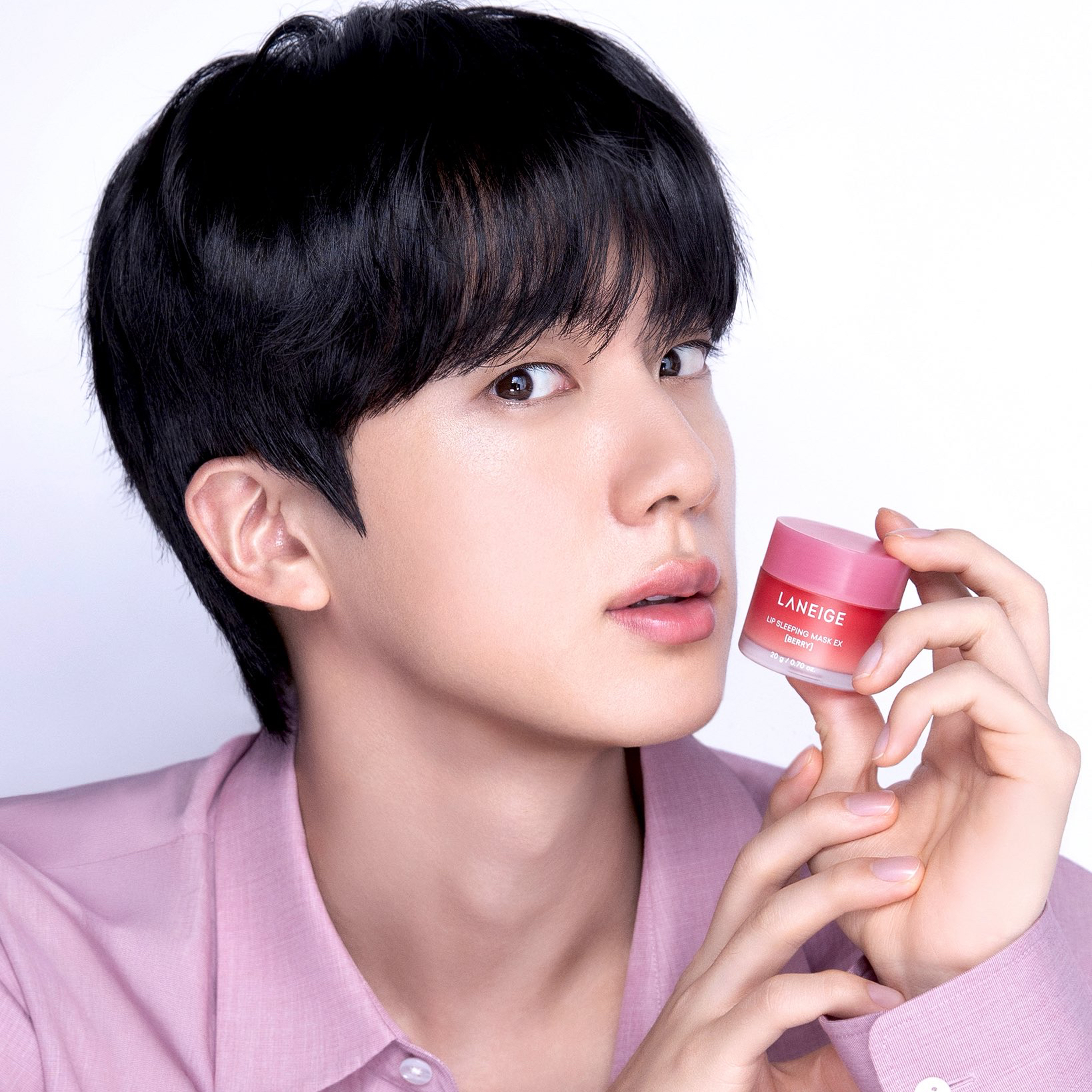 Behind-the-scenes cut of Jin (BTS)