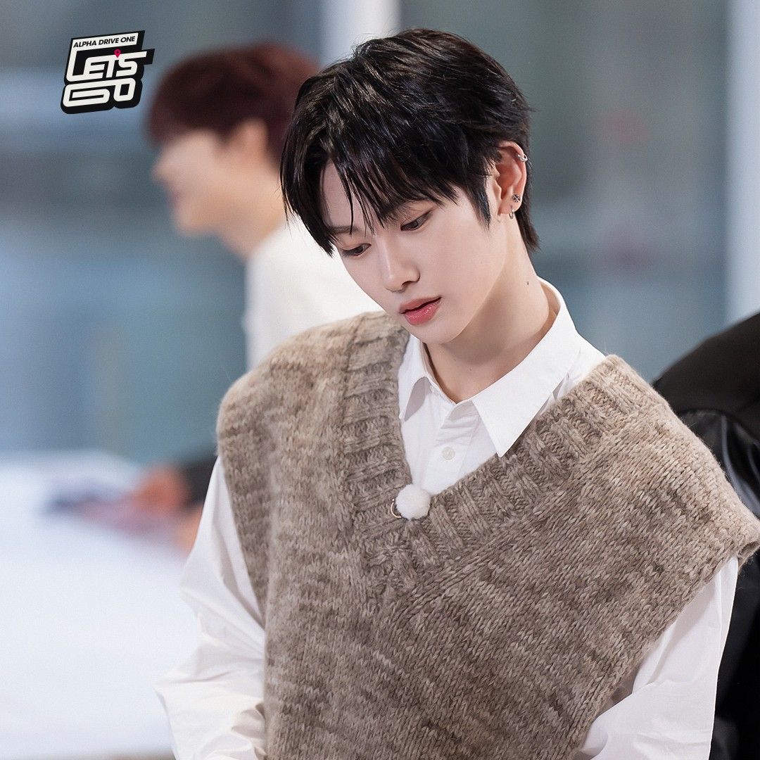 Recent activity shot of Zhou Anxin (ALPHA DRIVE ONE)