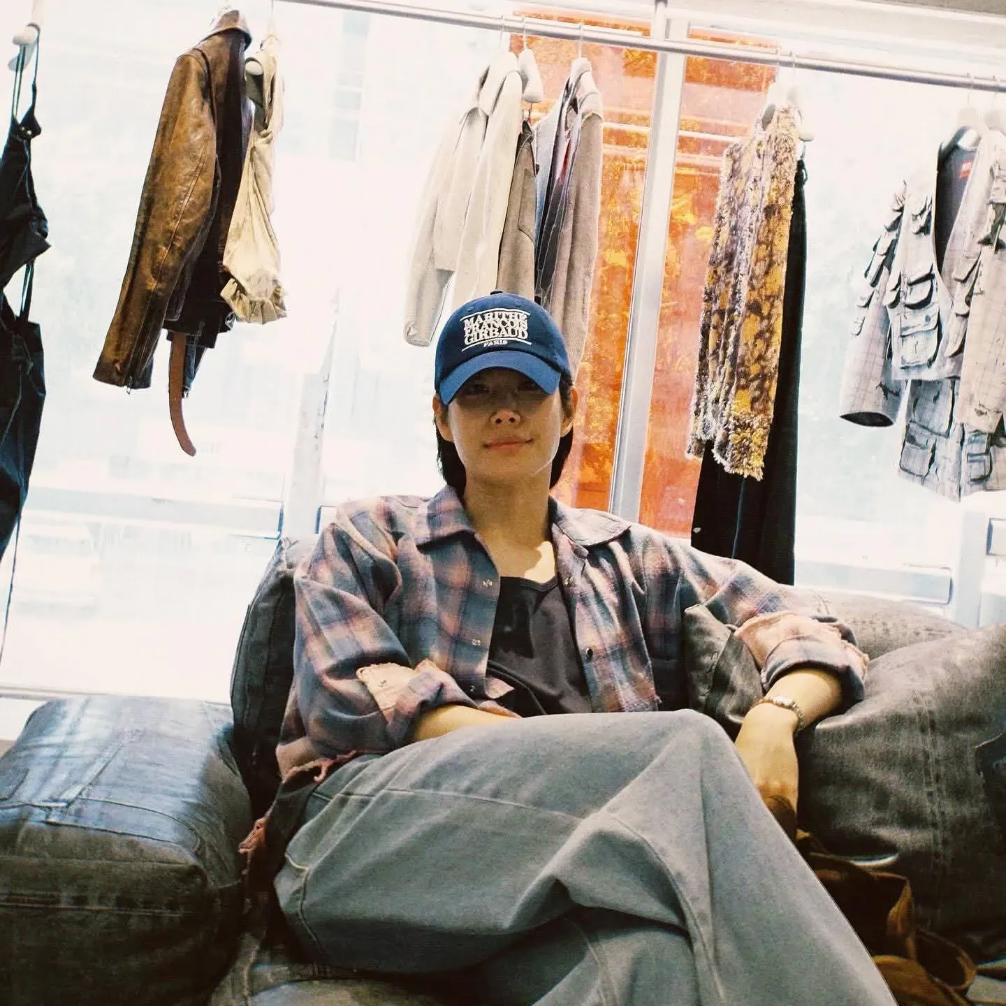 Behind-the-scenes cut of MJ (ASTRO)