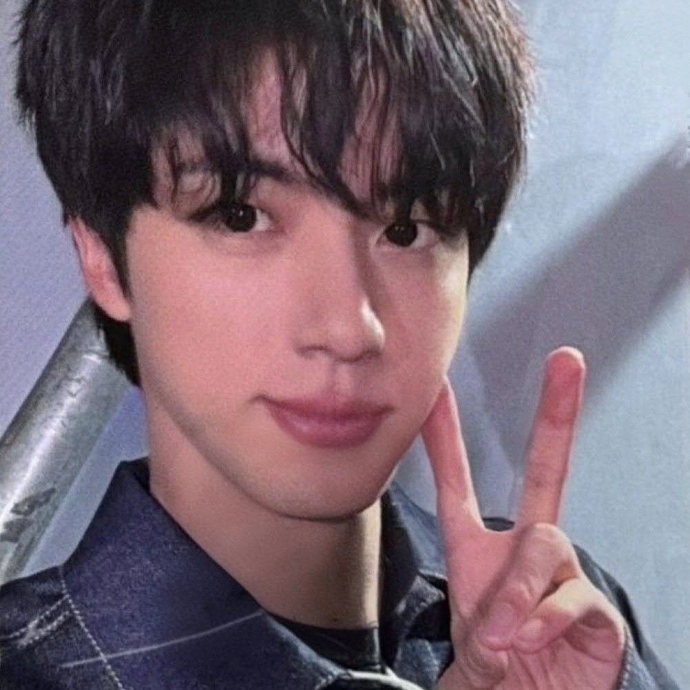 진 (방탄소년단)의 비하인드 컷