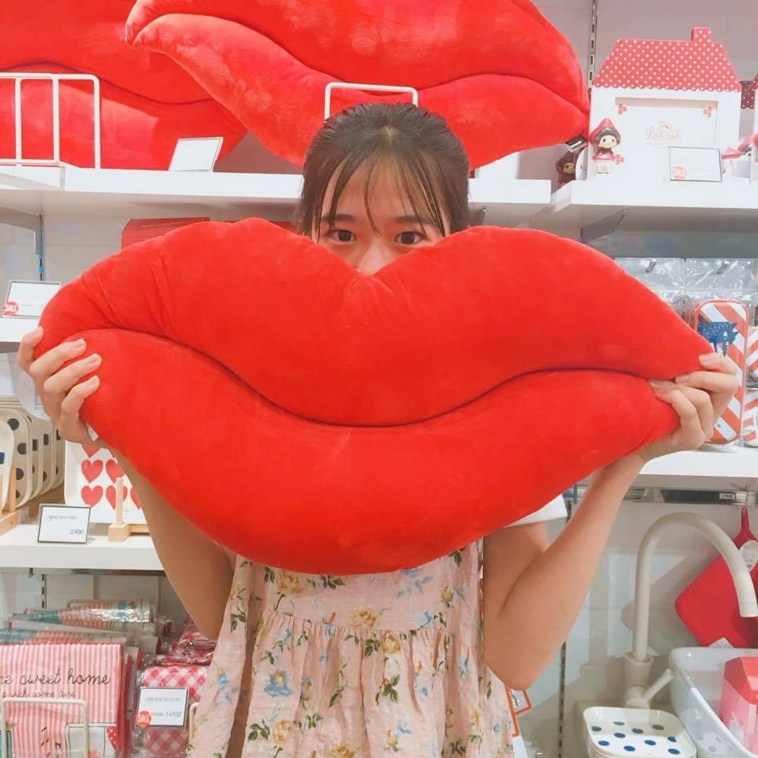 安宥眞 (IVE)的最新活动照片