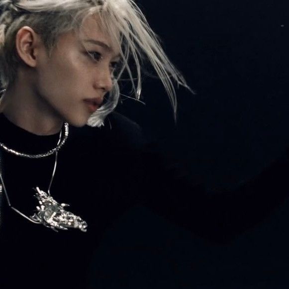 Behind-the-scenes cut of Felix (Stray Kids)