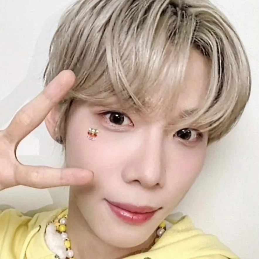 n.SSign Robin Fandom Community │ No.1 KPOP App CHOEAEDOL