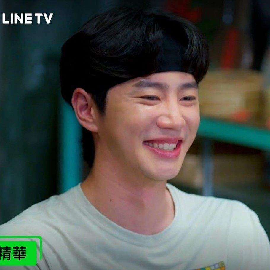 Recent activity shot of Lee Junyoung