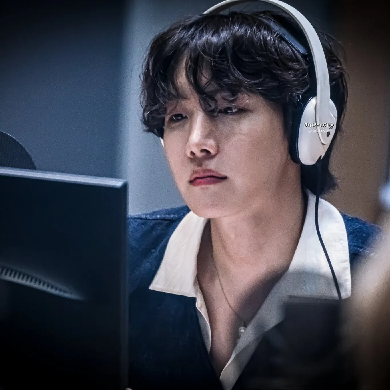 제이홉 (방탄소년단)의 최신 사진