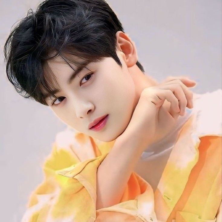 Latest photo of Eunwoo (ASTRO)