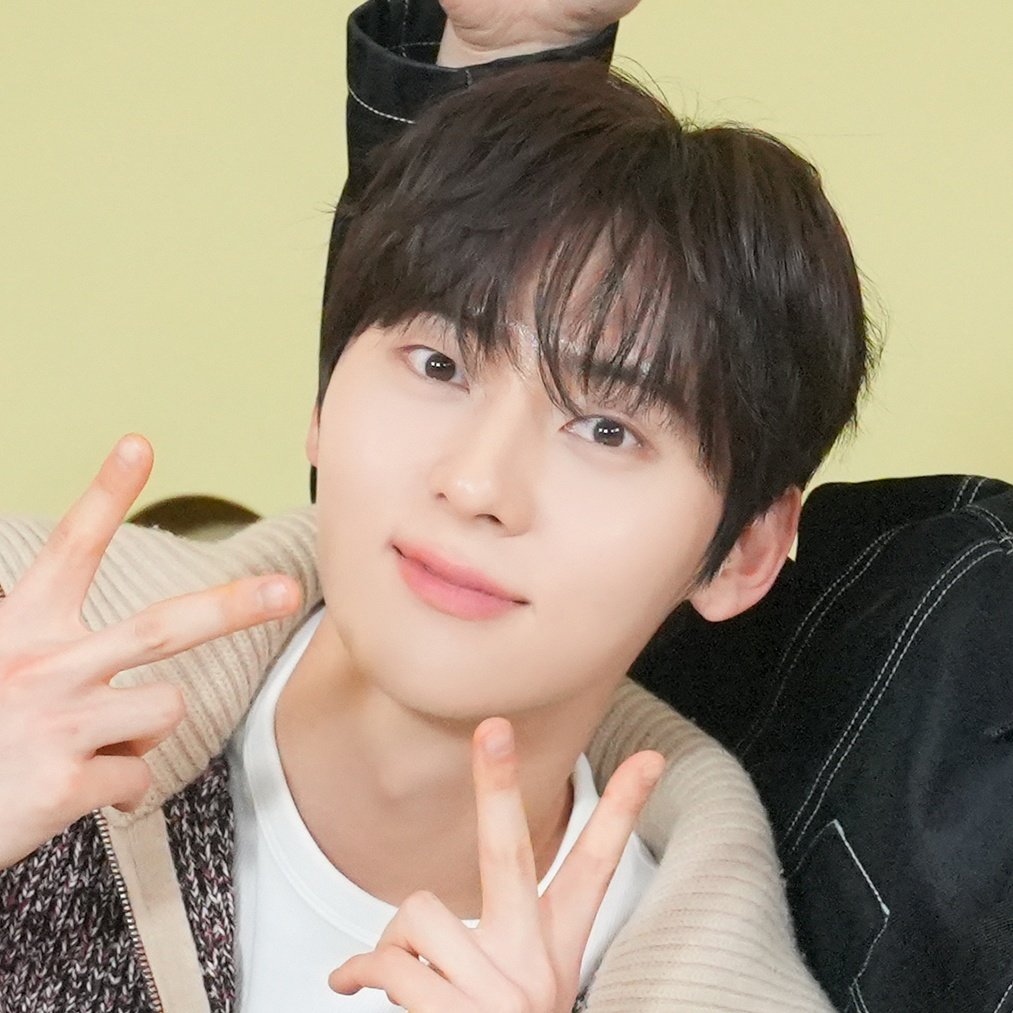Recent activity shot of Hwang Minhyun