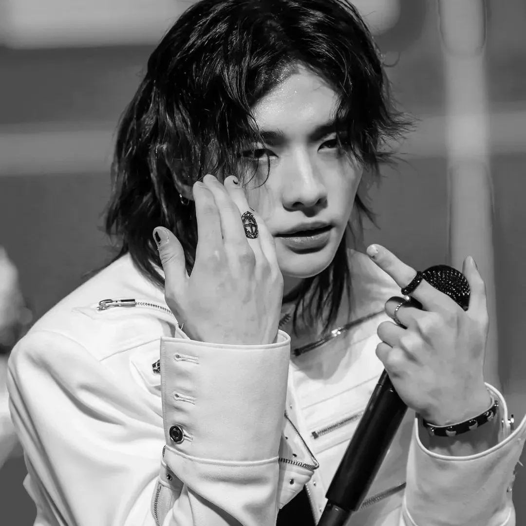 Latest photo of Hyunjin (Stray Kids)