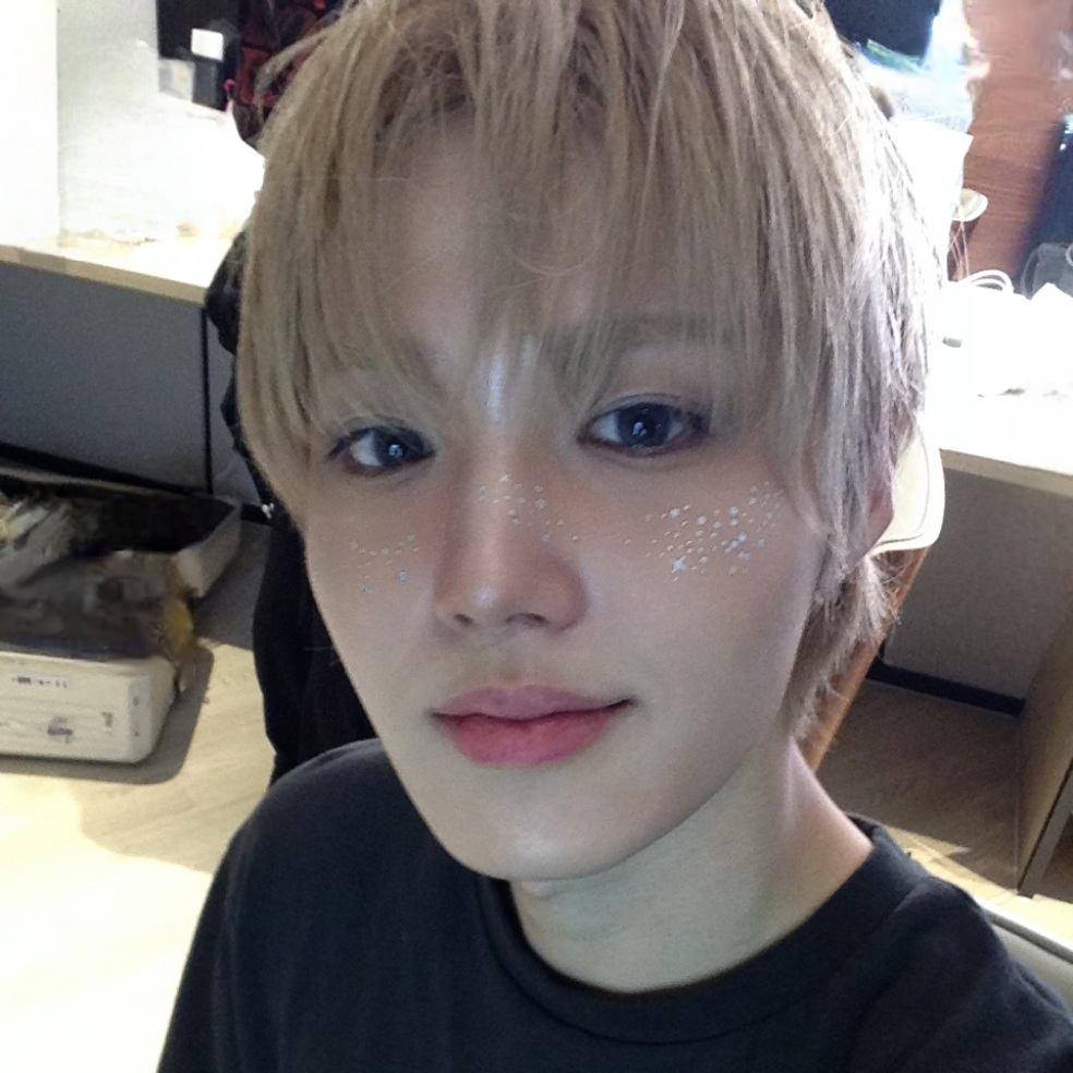 Recent activity shot of Doyoung (TREASURE)