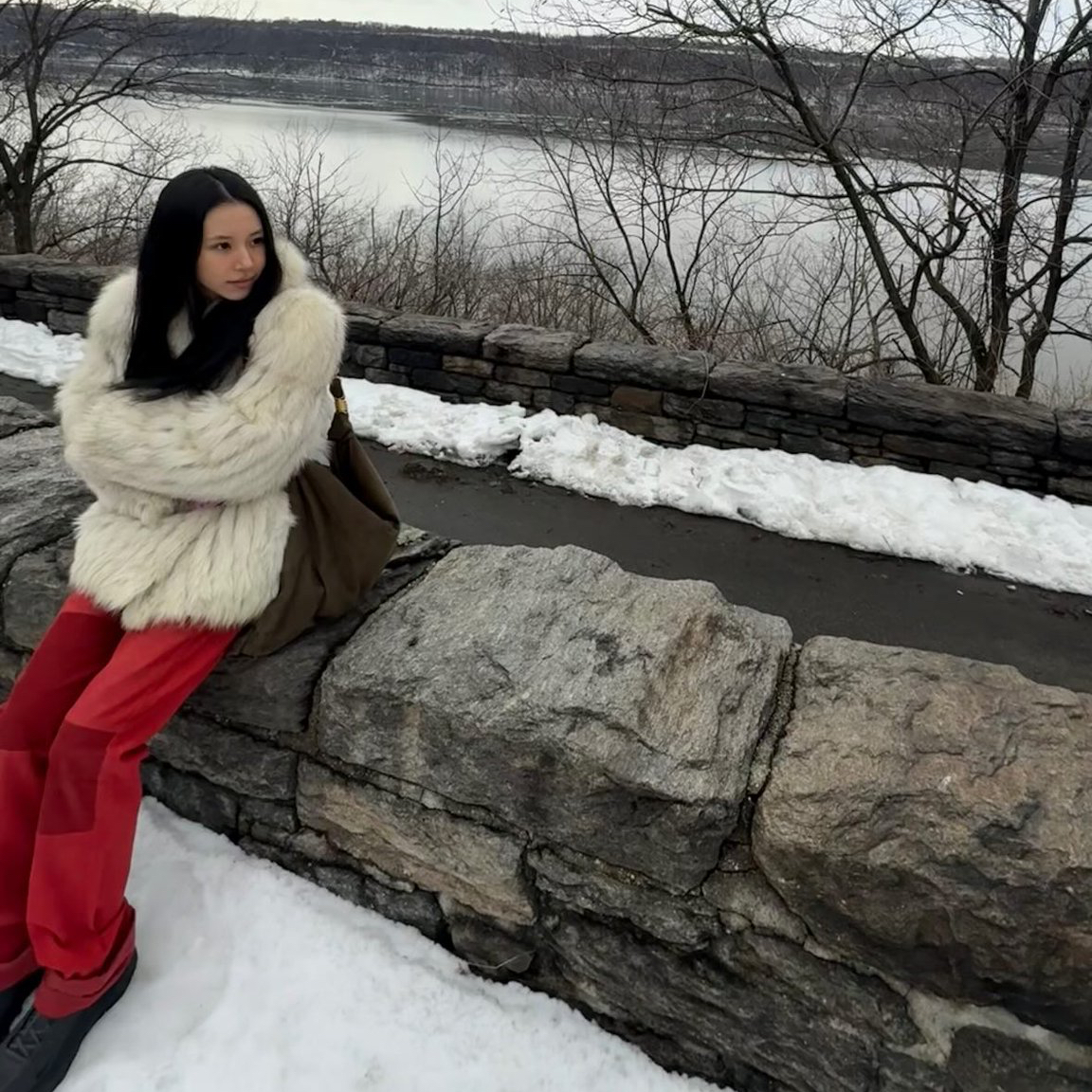 チェヨン (TWICE)の舞台裏ショット