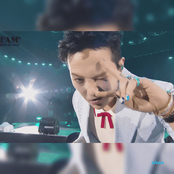 A moment captured by G-DRAGON (BIGBANG)'s fan