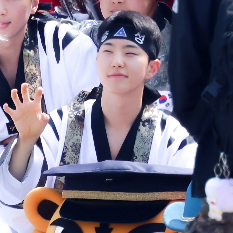 세븐틴의 비하인드 컷