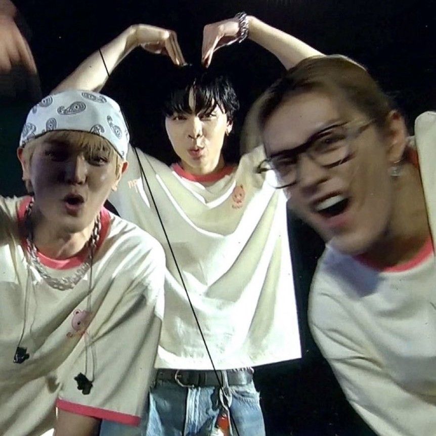 A moment captured by Yuta (NCT 127)'s fan