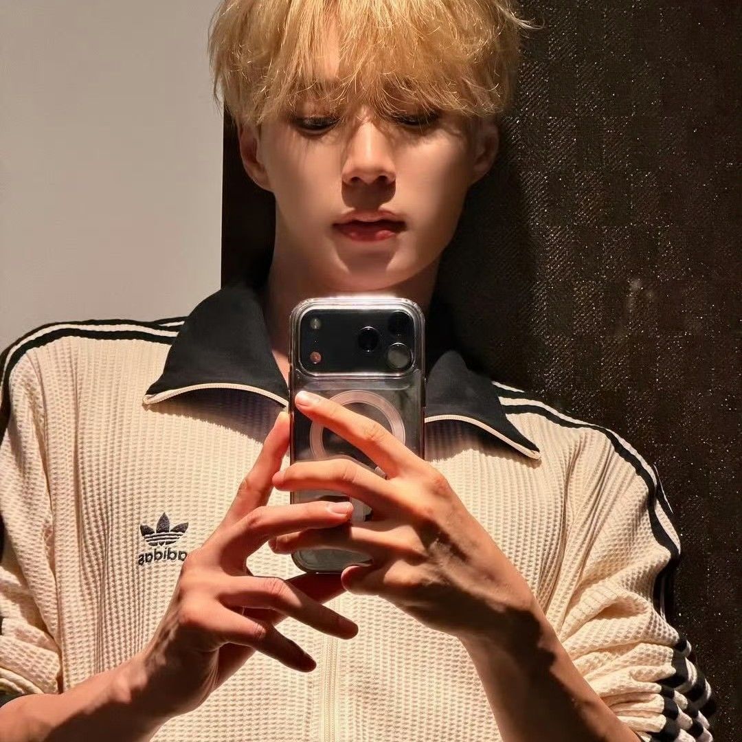 Recent activity shot of Kim Junseo (ALPHA DRIVE ONE)
