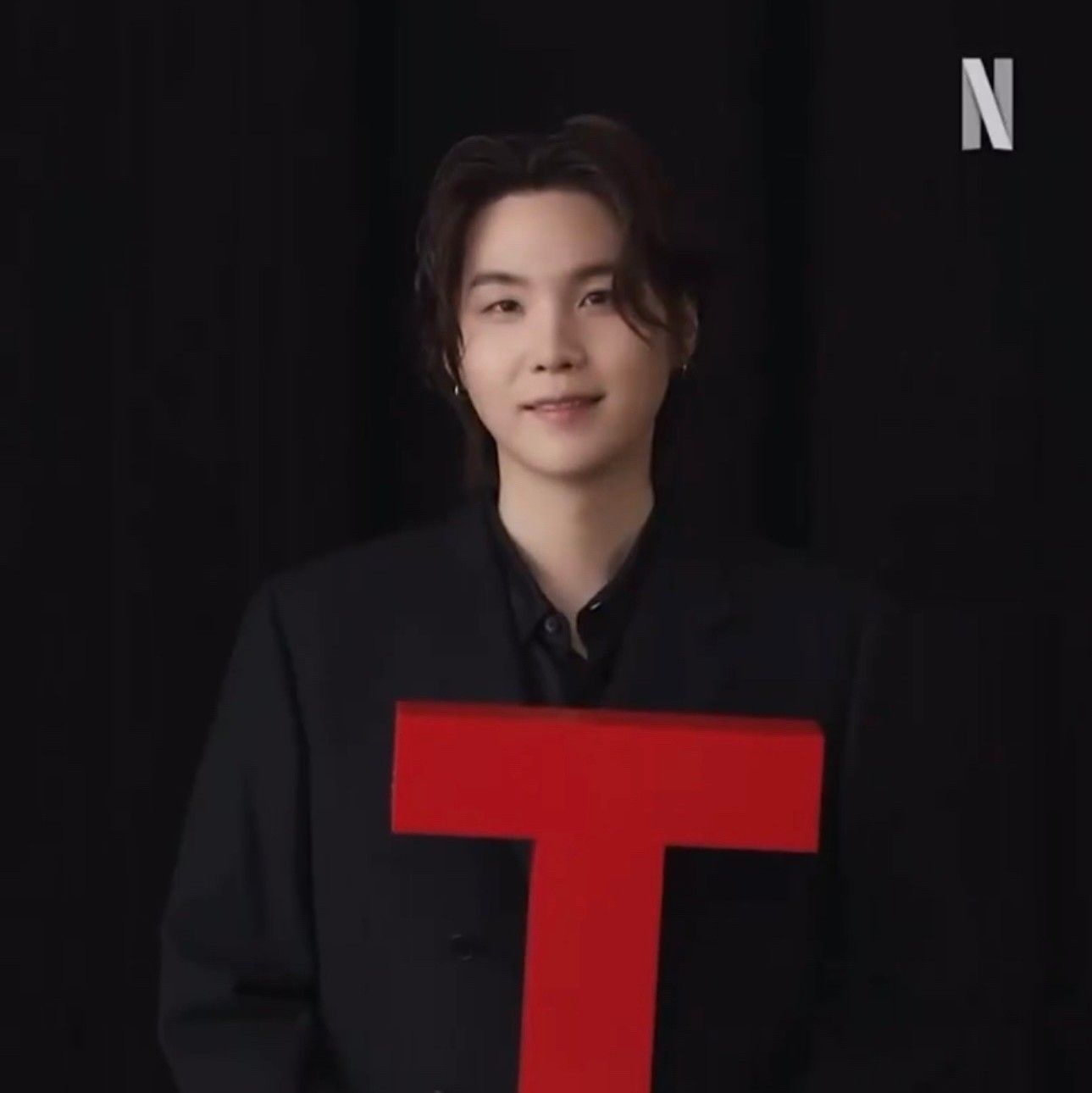 SUGA (防弹少年团)的最新照片