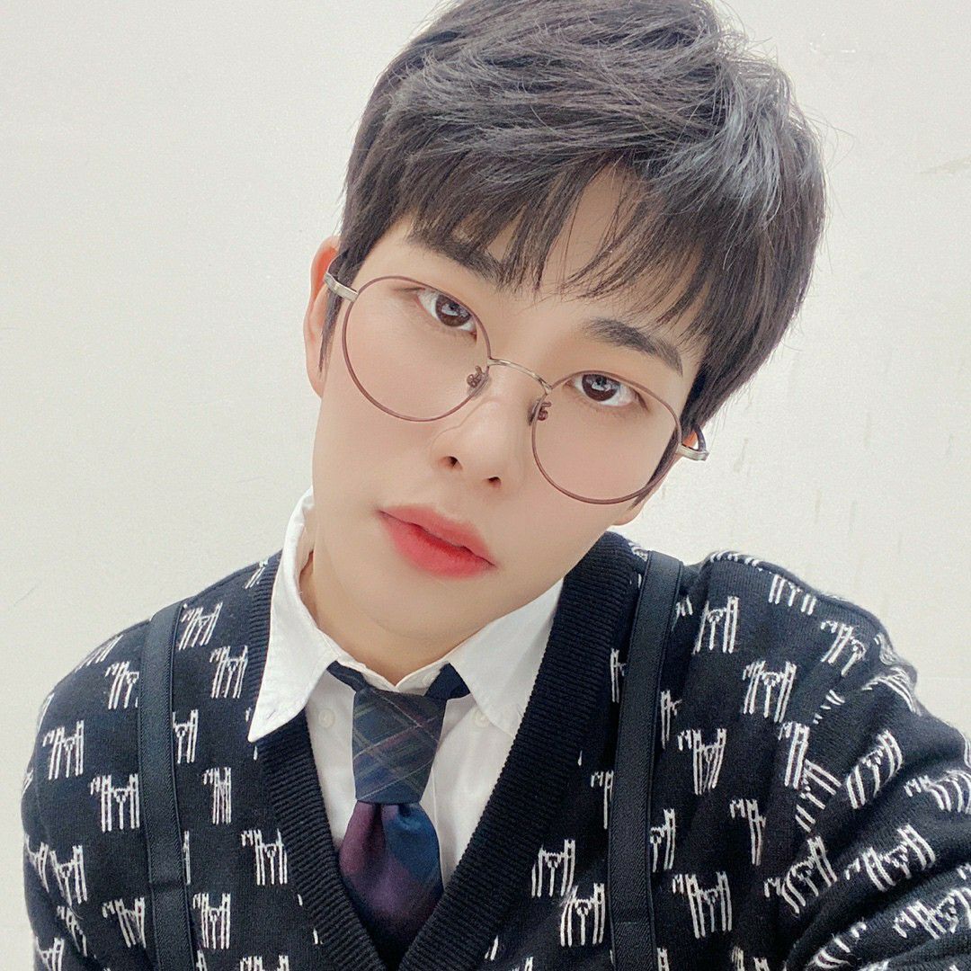 Behind-the-scenes cut of MJ (ASTRO)