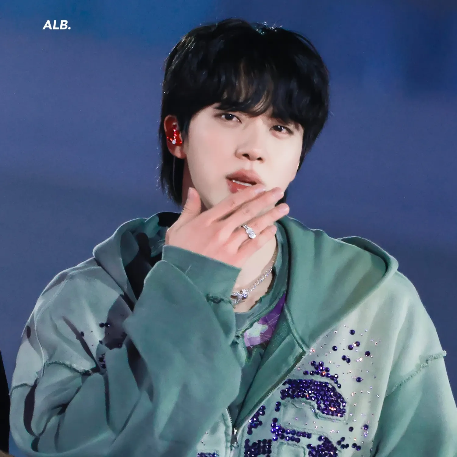 Potret di balik layar Jin (BTS)