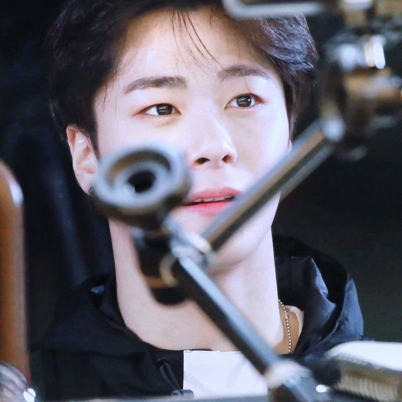 Latest photo of Moonbin (ASTRO)