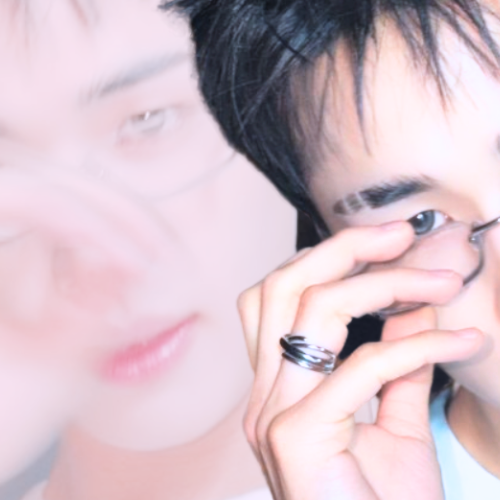 A moment captured by Haru (NEXZ)'s fan