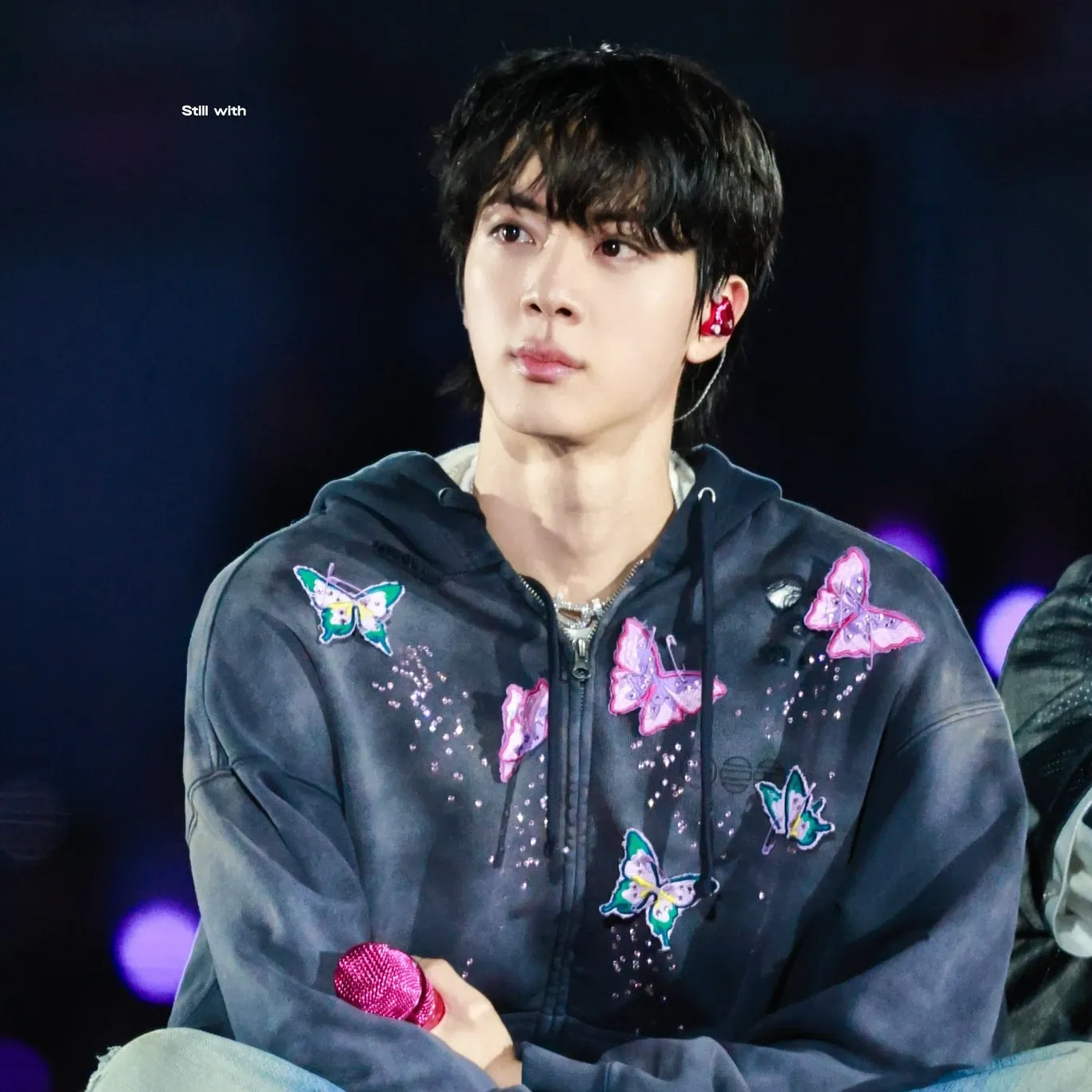 진 (방탄소년단)의 비하인드 컷