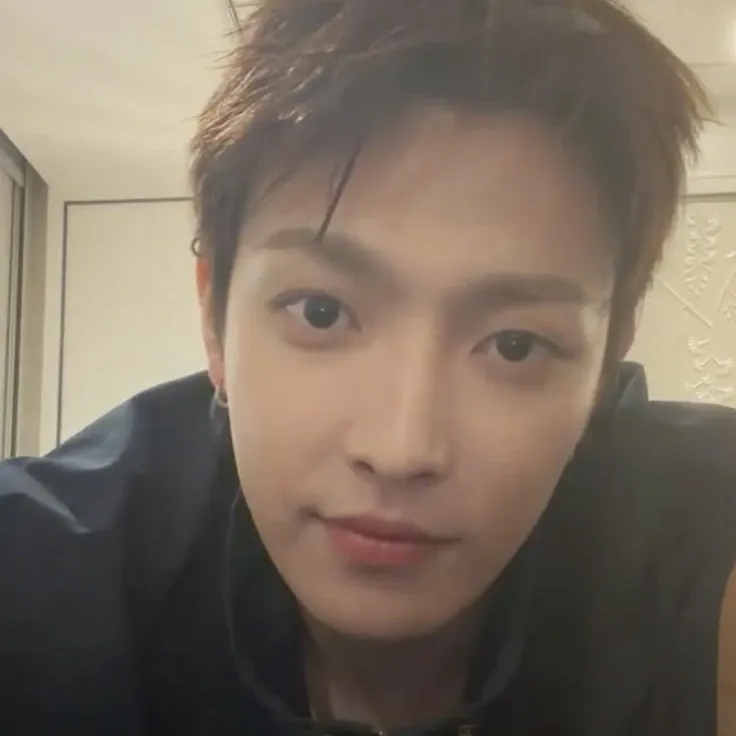 A moment captured by Hongjoong (ATEEZ)'s fan