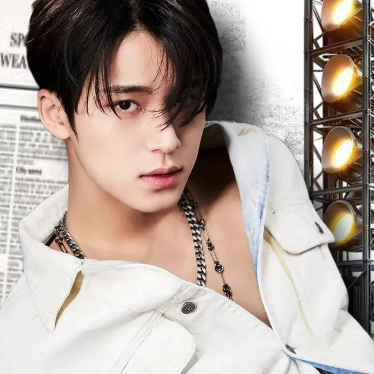 A moment captured by Mingyu (SEVENTEEN)'s fan