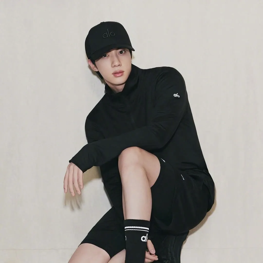 Potret di balik layar Jin (BTS)