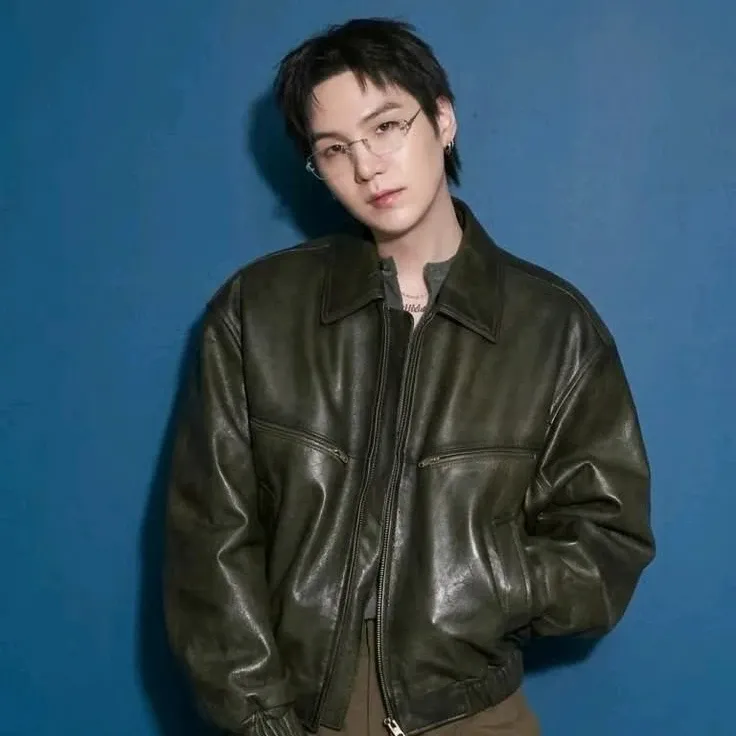 Potret di balik layar SUGA (BTS)