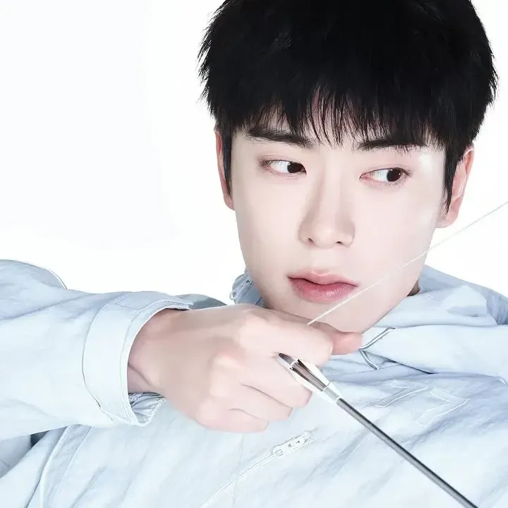 재현 (NCT 127)의 비하인드 컷
