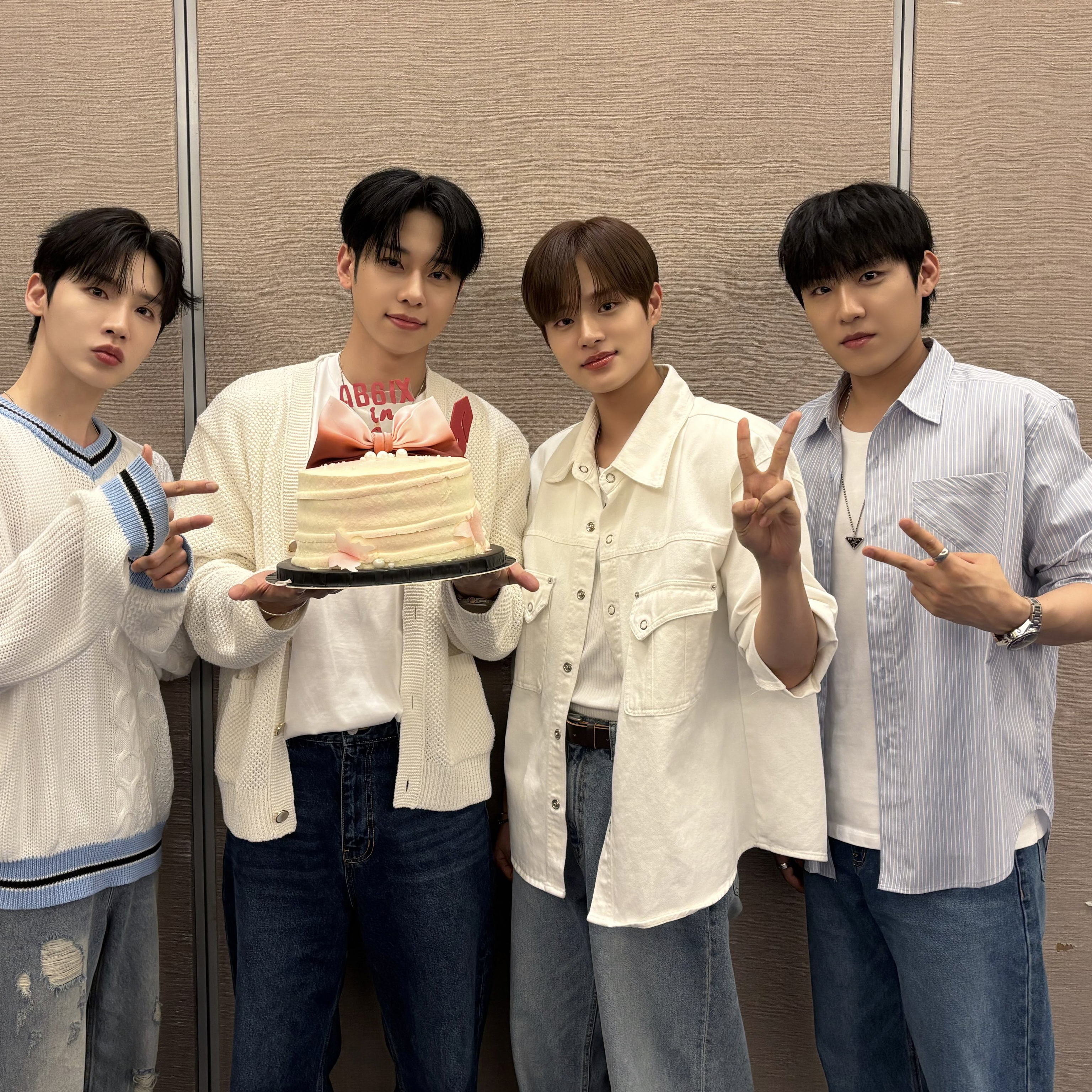 Recent activity shot of AB6IX