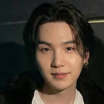 Latest photo of SUGA (BTS)