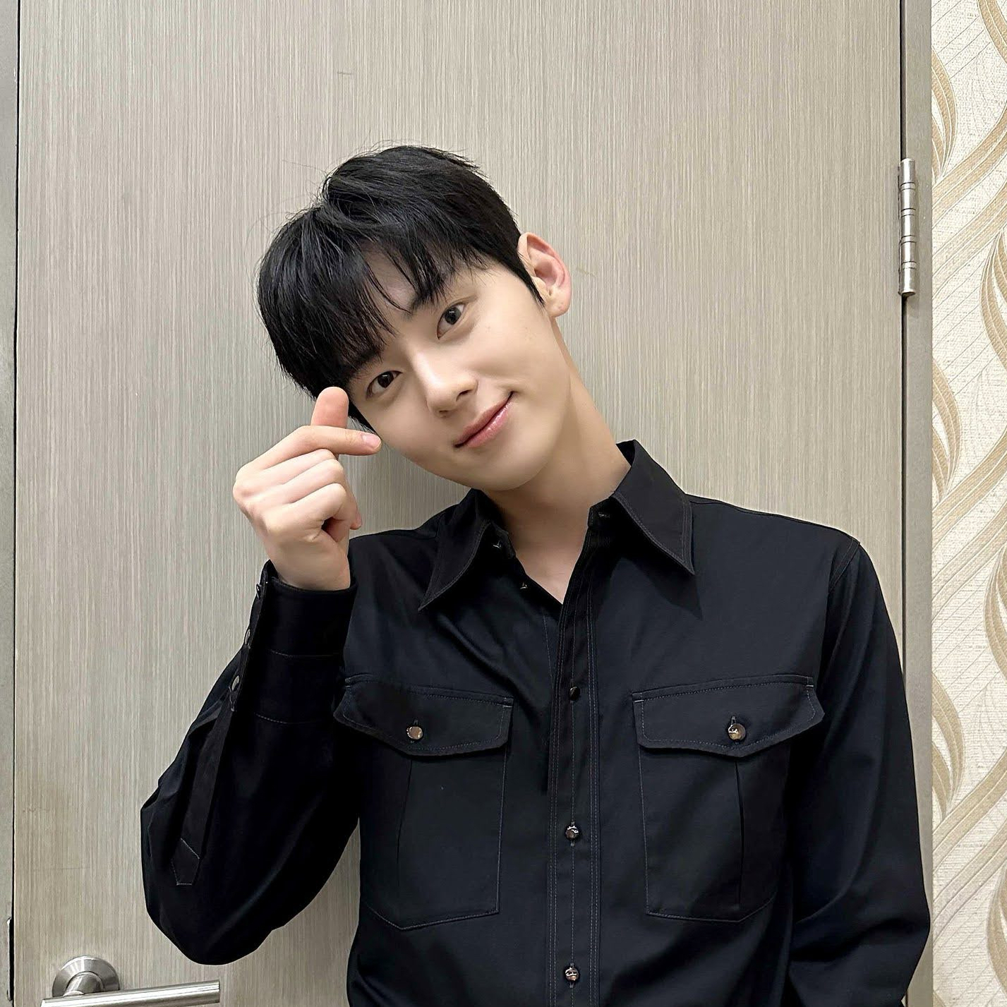 Recent activity shot of Hwang Minhyun