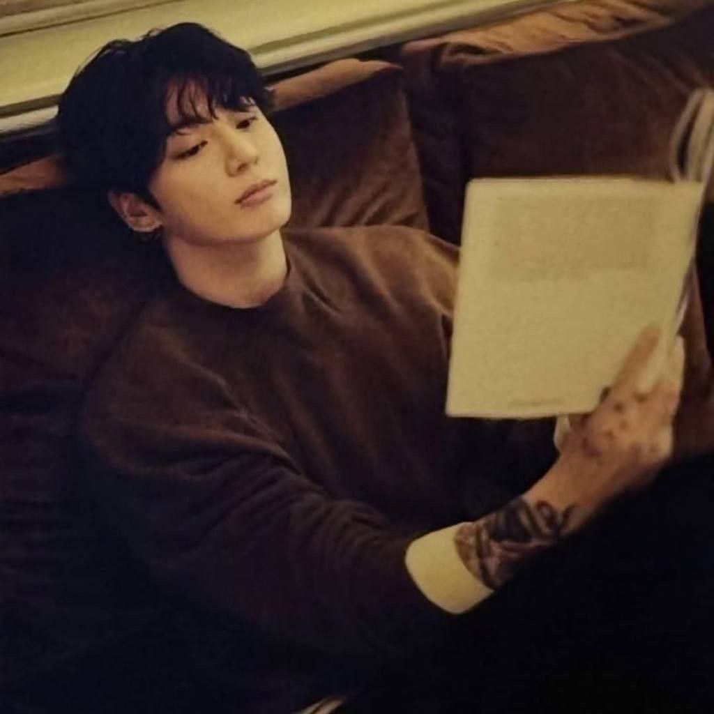 Momen yang diabadikan oleh penggemar Jungkook (BTS)