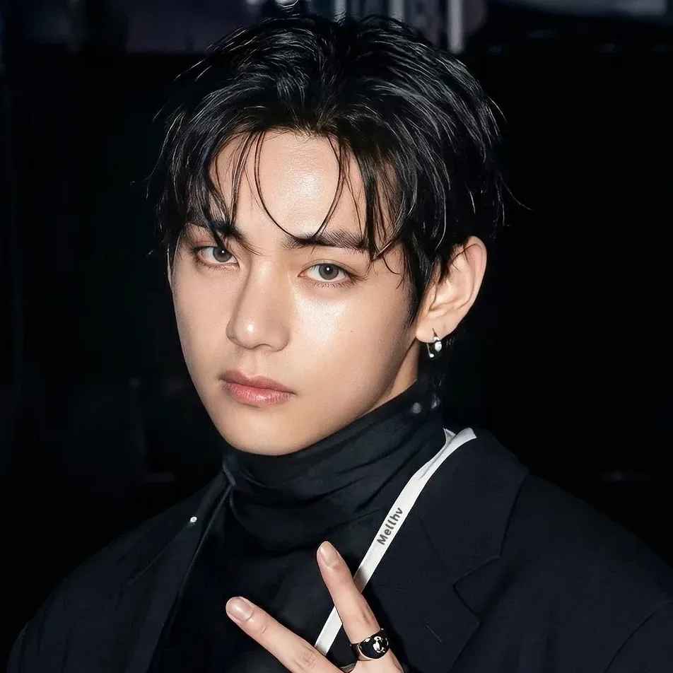 Momen yang diabadikan oleh penggemar V (BTS)