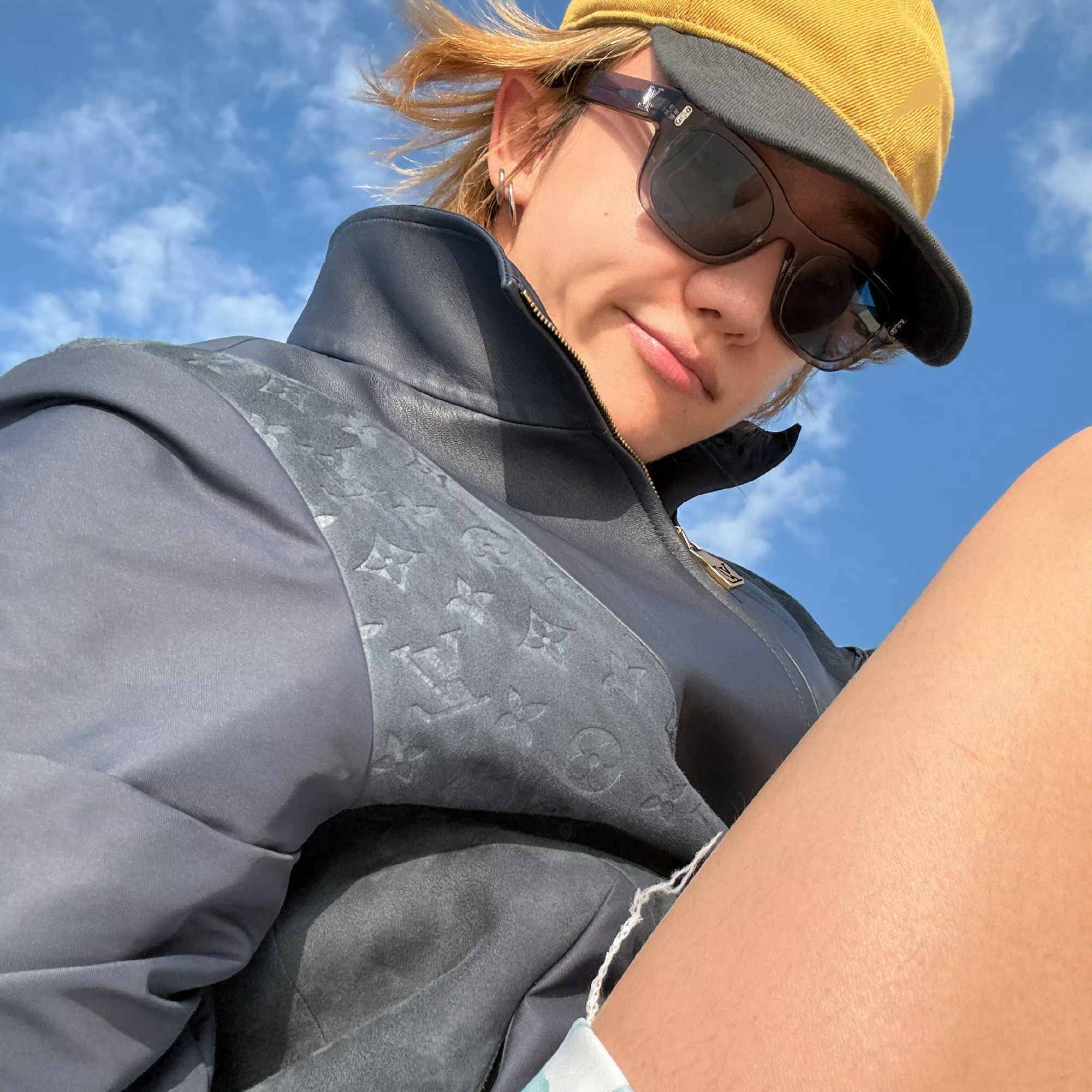 Behind-the-scenes cut of The 8 (SEVENTEEN)