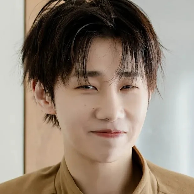 Behind-the-scenes cut of Sungkyu (INFINITE)